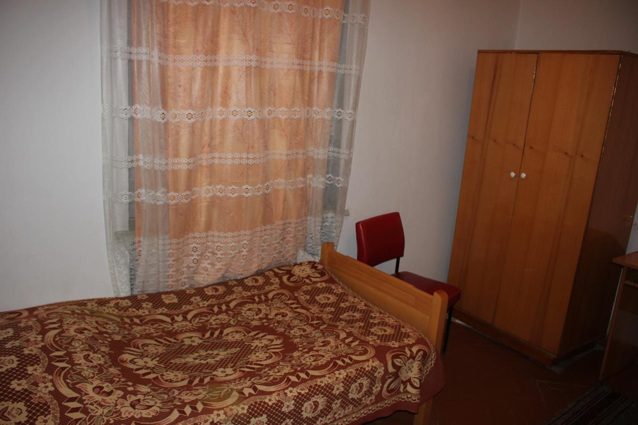 Firuza Hostel Borjomi Exterior photo